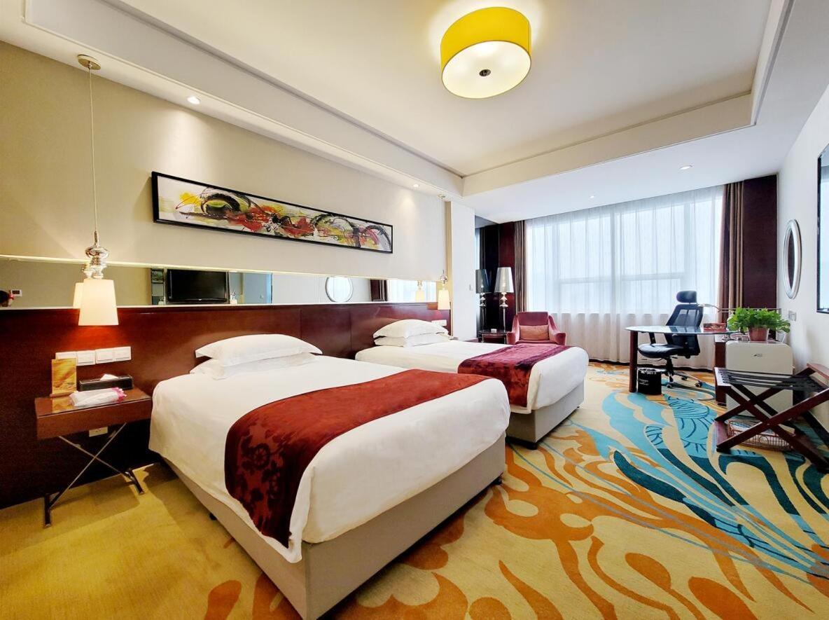 Ramada Zibo Hotel Экстерьер фото
