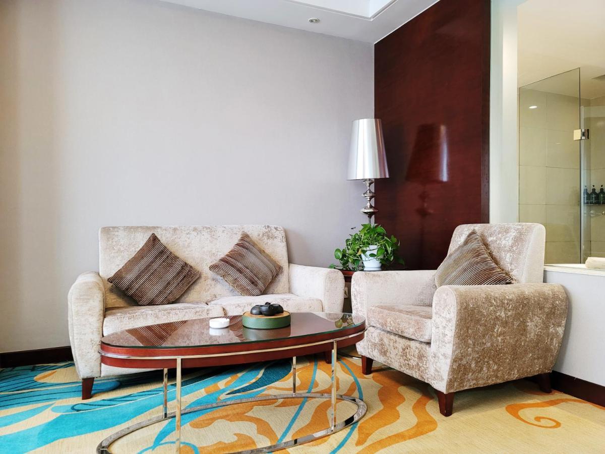 Ramada Zibo Hotel Экстерьер фото