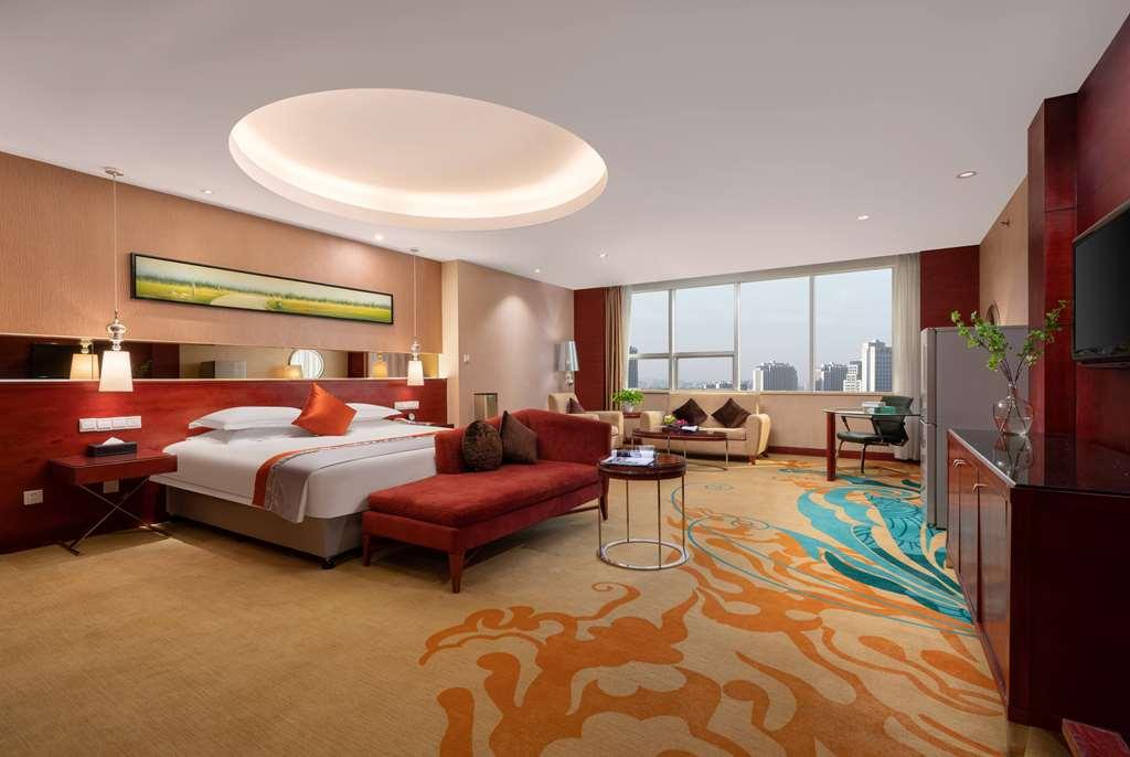 Ramada Zibo Hotel Номер фото