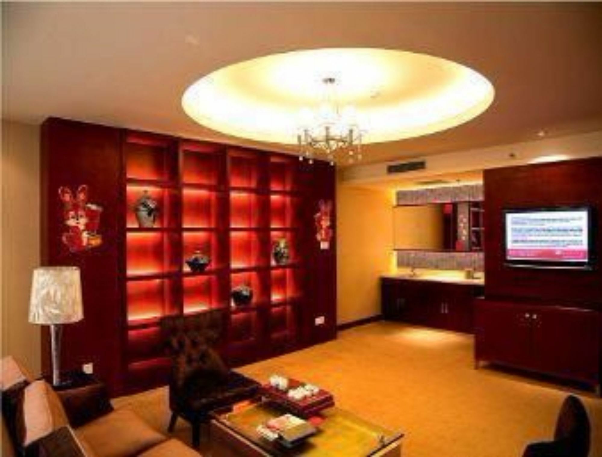 Ramada Zibo Hotel Интерьер фото